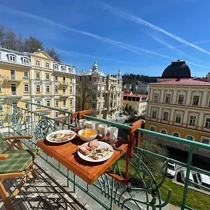 Apartmán Balconies Above Colonnade, Mariánské Lázně