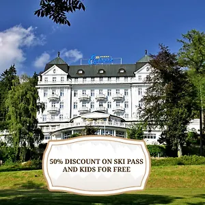 Esplanade And Golf Otel